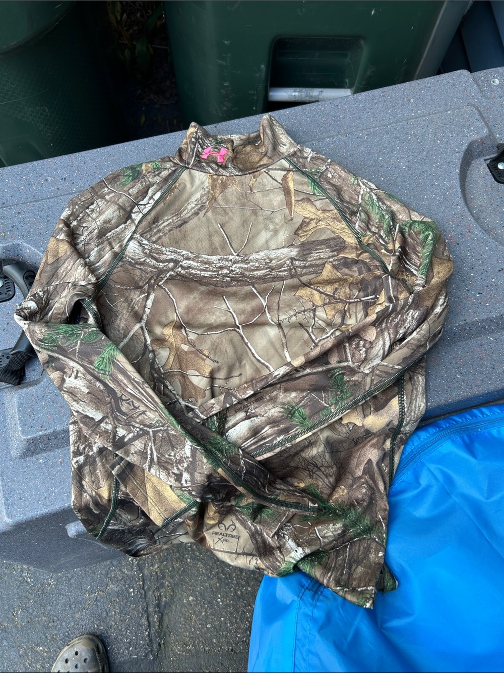 Under Armour Women's Long Sleeve Realtree Camo Performance Top with Pink Logo